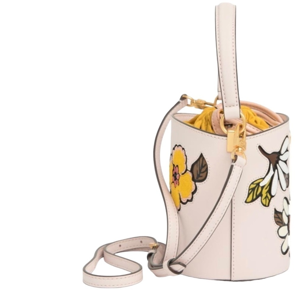 Tory Burch Robinson Bucket Bag Crossbody Purse Flower Appliqué NWT Leather - Picture 6 of 15
